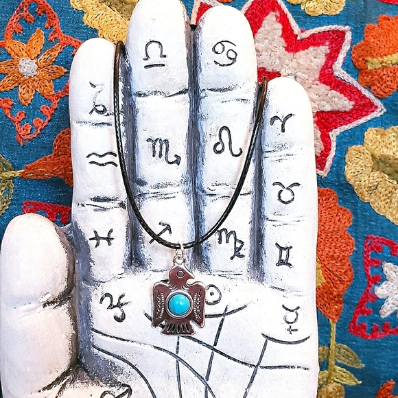 Necklace Thunderbird Howlite Charm Necklace NWT Strength - Picture 1 of 6